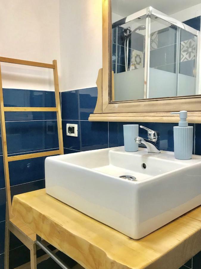 La Casa Di Hoby Apartment Napoli Ngoại thất bức ảnh