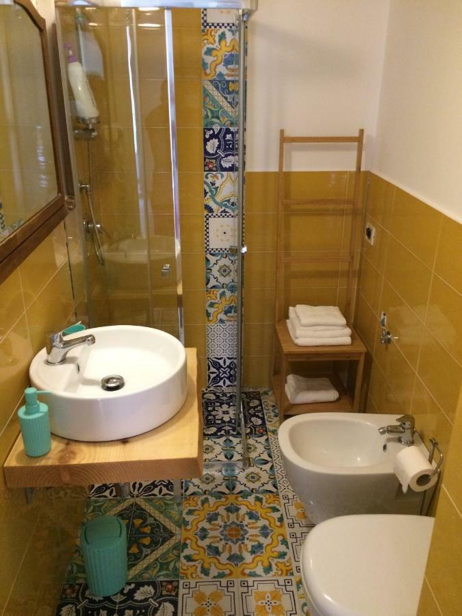 La Casa Di Hoby Apartment Napoli Ngoại thất bức ảnh
