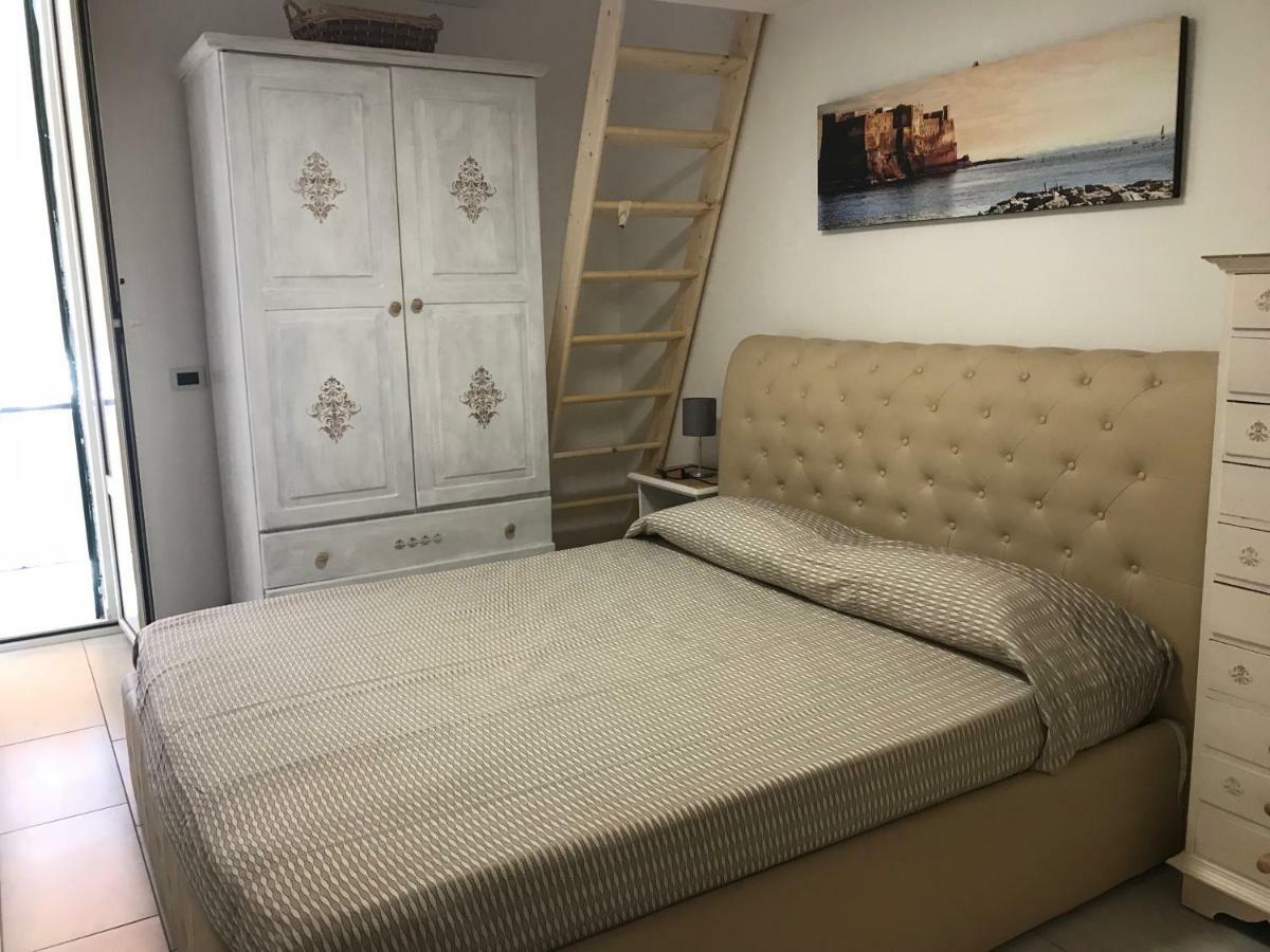 La Casa Di Hoby Apartment Napoli Ngoại thất bức ảnh